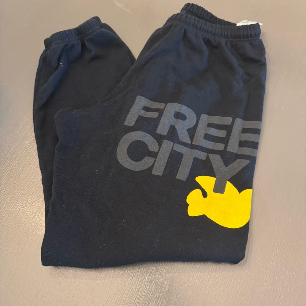 freecity womens Black and Yellow Joggers new with tags never worn